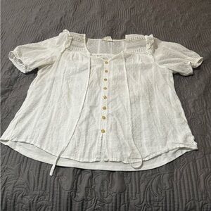 Women’s shirt